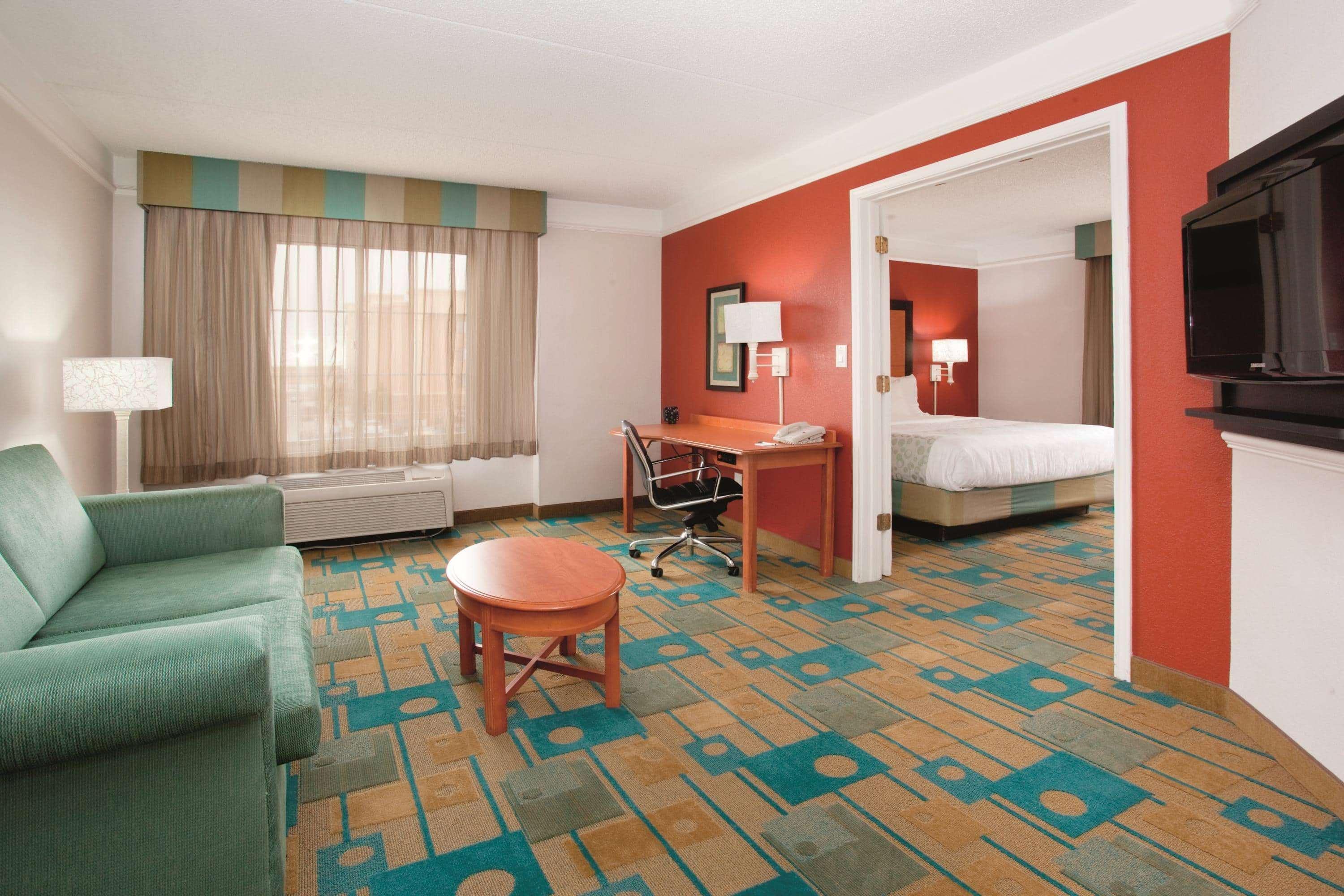 La Quinta By Wyndham Albuquerque West Hotel Exterior photo