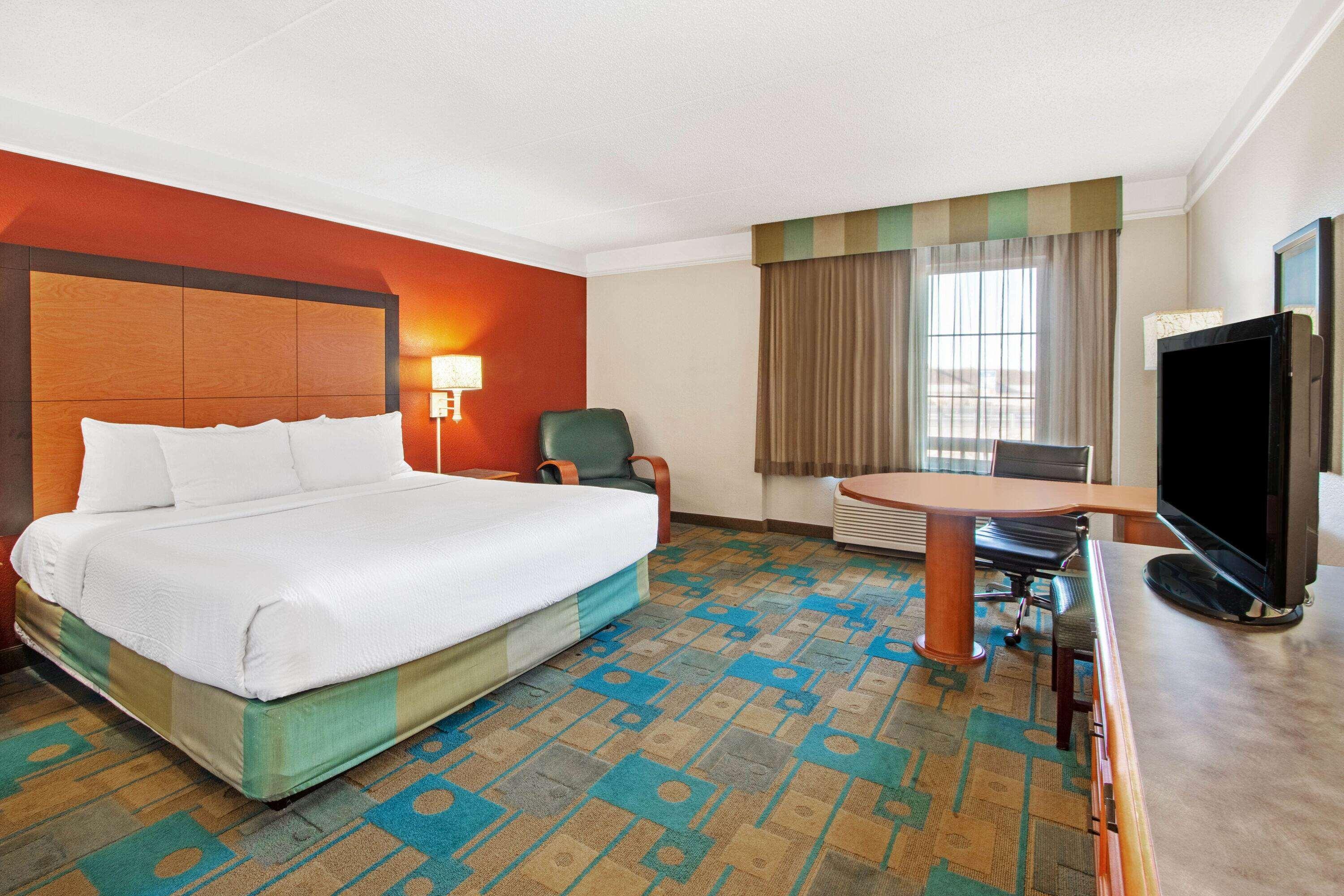 La Quinta By Wyndham Albuquerque West Hotel Exterior photo