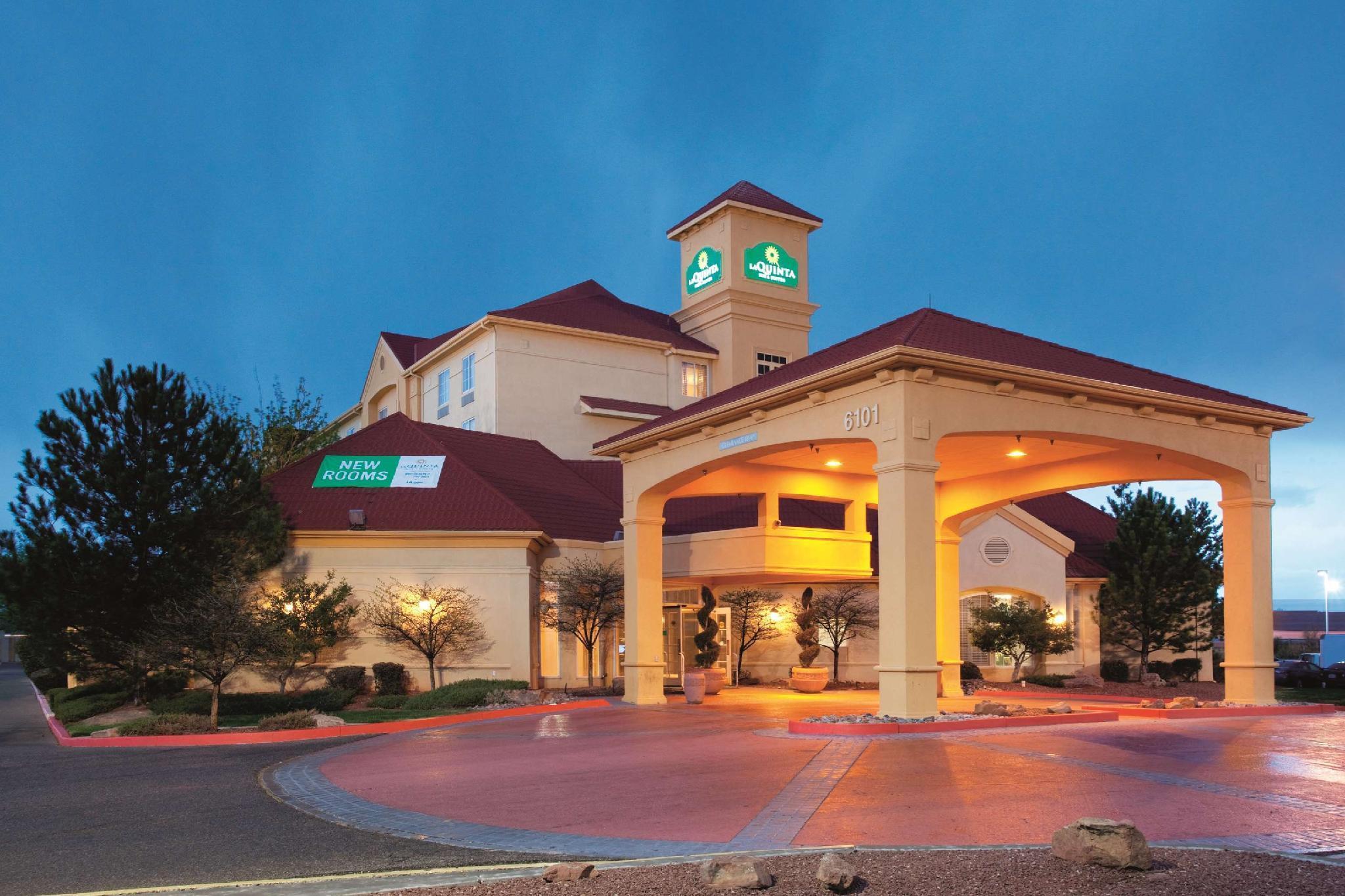 La Quinta By Wyndham Albuquerque West Hotel Exterior photo