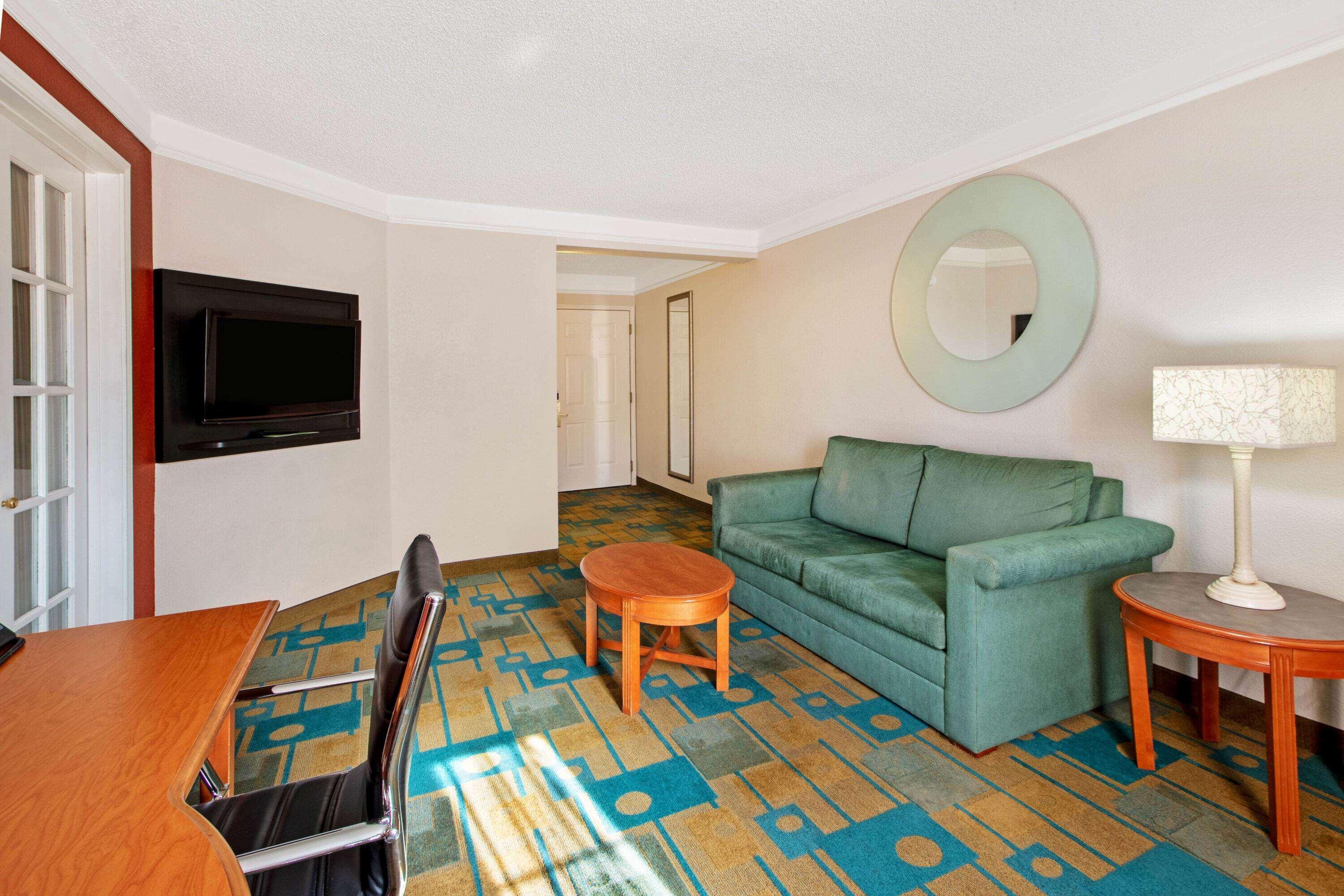 La Quinta By Wyndham Albuquerque West Hotel Exterior photo